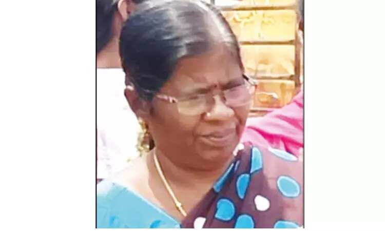 கல்லூரி மாணவியின் பர்த் சர்டிபிகேட்டில் பெயரைத் திருத்த ரூ.5,000 லஞ்சம்... பெண் தாசில்தார் கைது!