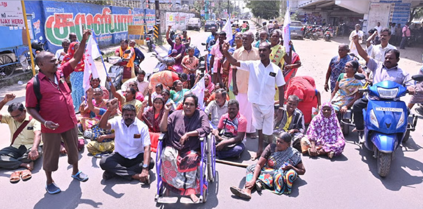 மாற்றுத்திறனாளிகள் மறியல் போராட்டம்... 50 பேர் கைது!