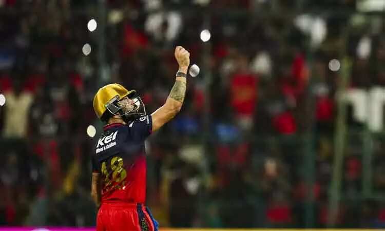 அசத்தல்... டி20 கிரிக்கெட் வரலாற்றில் விராட் கோஹ்லி உலக சாதனை!