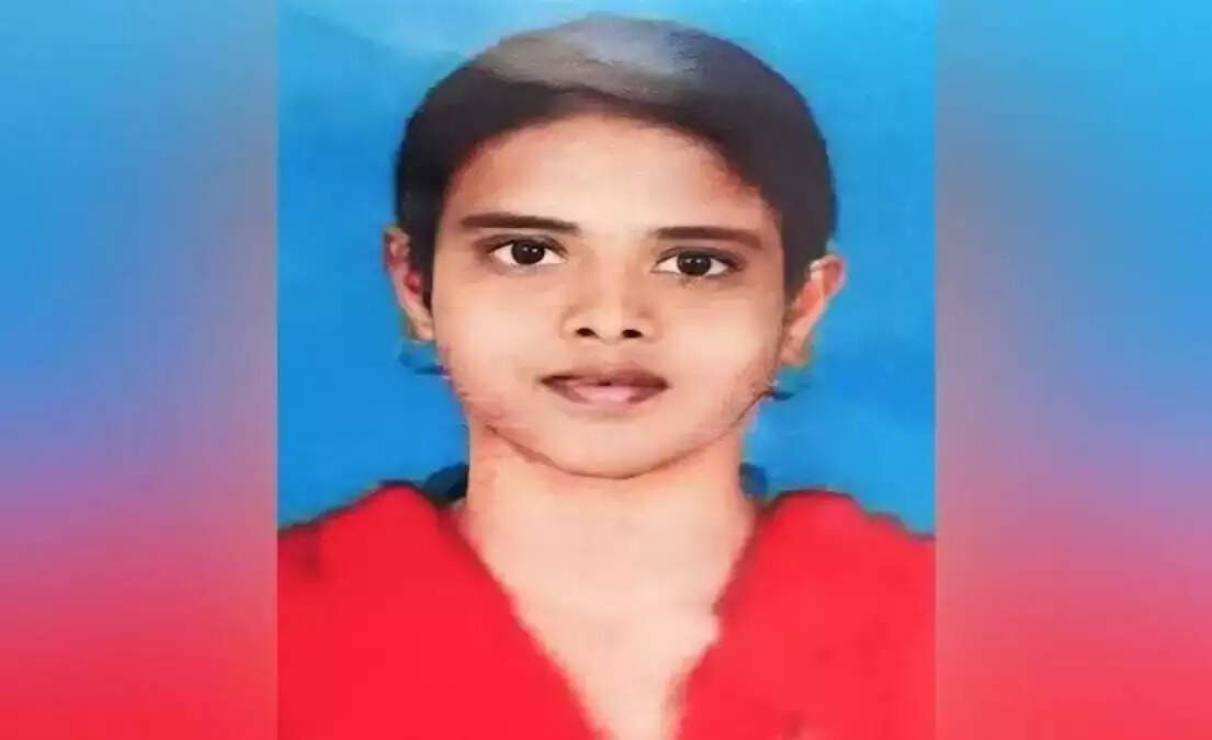 இளம்பெண் மருத்துவர் தற்கொலை... நோயாளிகளைப் பரிசோதித்துக் கொண்டிருந்த நிலையில் திடீரென விபரீத முடிவு!