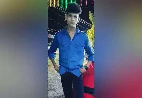 சுமார்.. 150 அடி ஆழம்... விளையாட சென்ற மகன்... நீரில் மூழ்கி பலியான சோகம்!