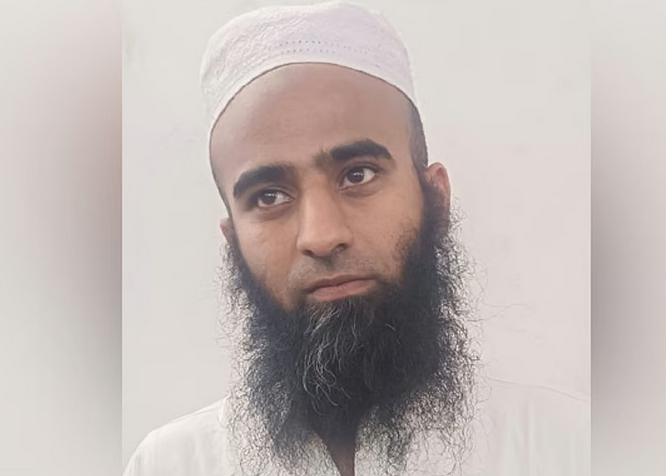 வீட்டிலேயே பிரசவம் பார்த்ததால் பச்சிளம் குழந்தை இறப்பு; தந்தை கைது!