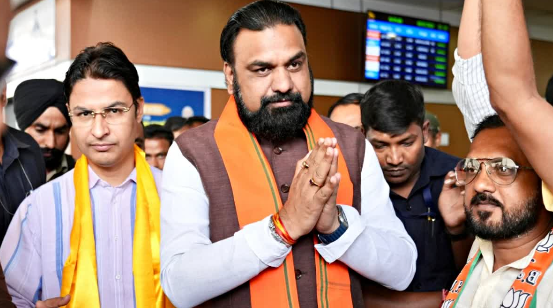 பீகார் முதல்வர் நிதிஷ்குமார் ராஜினாமா... அமைச்சரவை கலைப்பு.. .சாம்ராட் சௌத்ரி போட்டியின்றி தேர்வு... வைரலாகும் வீடியோ!