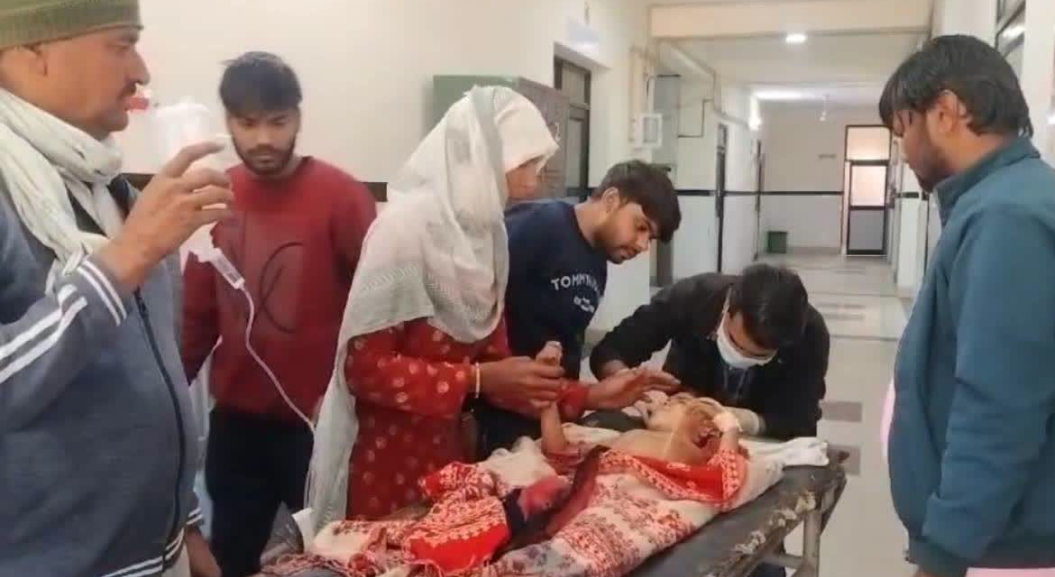 3 வயது குழந்தை தெரு நாய்கள் கடித்து பலி... கதறித் துடித்த பெற்றோர்!