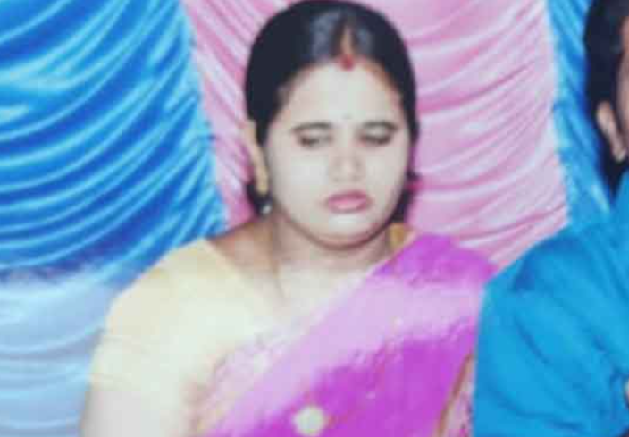 பயங்கரம்!! 2 குழந்தைகளை கிணற்றில் வீசி கொலை செய்து தாயும் தற்கொலை !!