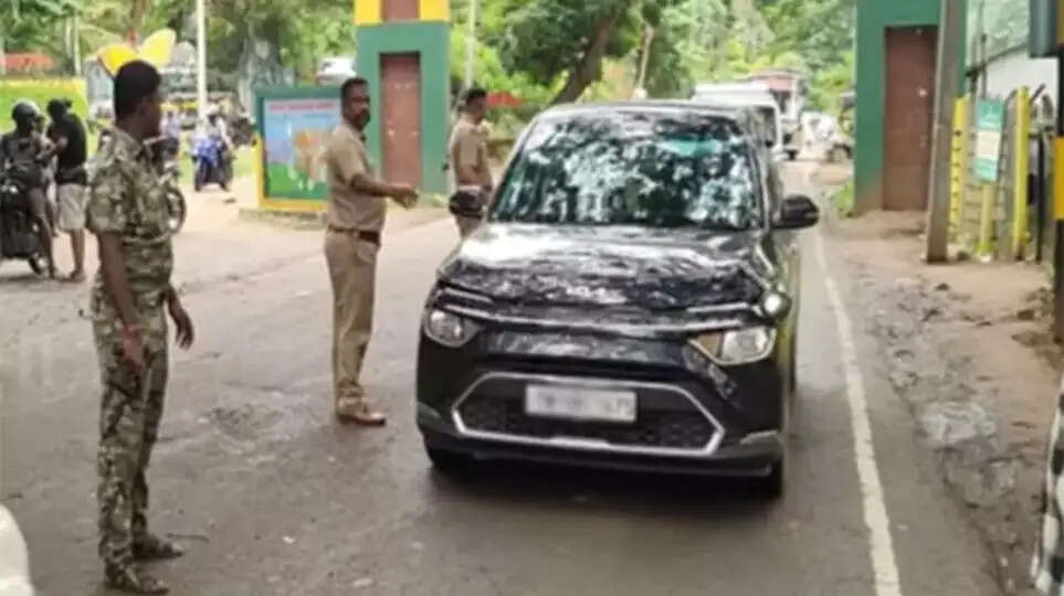 இ பாஸ் வாகன சோதனை