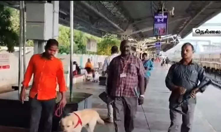 நெல்லை ரயில் நிலையத்துக்கு வெடிகுண்டு மிரட்டல்... பரபரத்த போலீசார்!