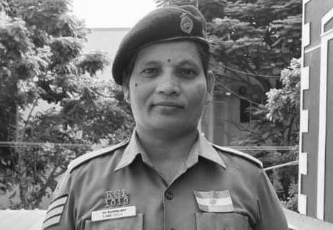 காலையிலேயே அதிர்ச்சி... ரயில் மோதி பெண் காவலர் பலியான சோகம்!