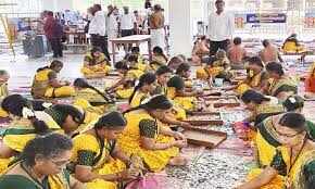 திருச்செந்தூர் கோவில் உண்டியல் மூலம் 1.9 கிலோ தங்கம்... ரூ.5.28 கோடி வருவாய்!