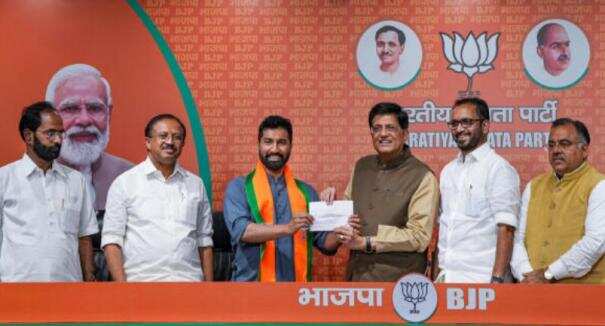 காங்கிரஸ் மூத்த தலைவர் அந்தோணி மகன் பாஜகவில் இணைந்தார்... கேரளத்தில் கால் பதிக்கும் பாஜக!