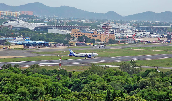 விமான நிலைய 2வது ஓடுதளத்துக்காக இடிக்கப்படும் கட்டடங்கள்!