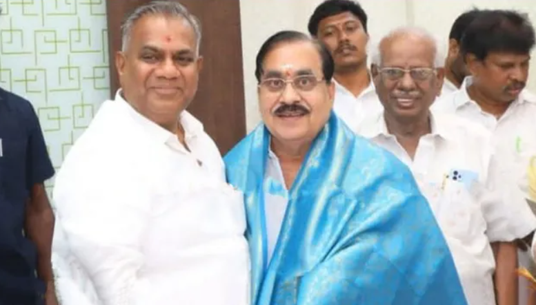 அதிமுக முன்னாள் எம்.பி. கே.என்.ராமச்சந்திரன் தவெகவில் இணைந்தார்