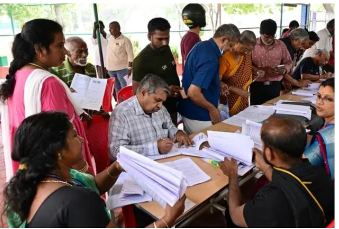 தேர்தல் பணியாளர்களுக்கு குட் நியூஸ்... ஊதியம் இருமடங்கு உயர்வு - தமிழக அரசு அதிரடி!