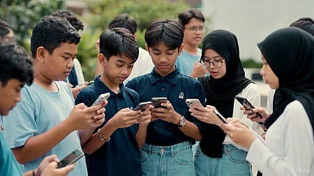 ஆஸ்திரேலியாவை தொடர்ந்து மலேசியாவில் 16 வயதுக்குட்பட்டோருக்கு சமூக ஊடகத் தடை!