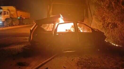 காரும் லாரியும் நேருக்கு நேர் மோதி கோர விபத்து.. 8 பேர் சம்பவ இடத்திலேயே பலி..!!