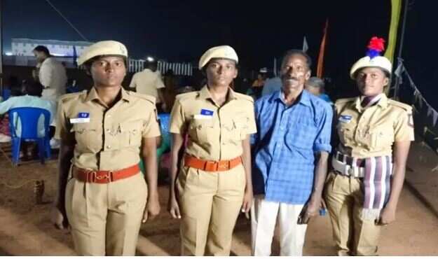 ஒரே நேரத்தில் 3 மகள்களையும் காவலர்களாக்கிய விவசாய தந்தை! நெகிழ்ச்சி!