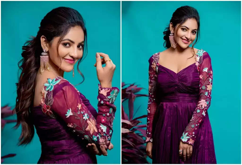 பிரபல நடிகை வீட்டில் திருட்டு... வீட்டு பணிப்பெண் கைது!