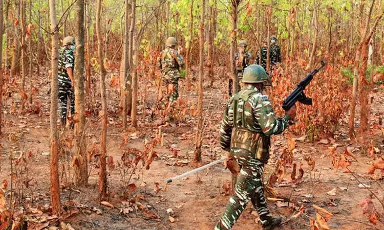 என்கவுன்டர் நக்சல்கள்