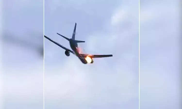 அலறிய பயணிகள்... நடுவானில் தீப்பிடித்து எரிந்த விமானம்... பறவை மோதியதால் பரபரப்பு!