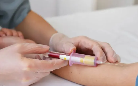 ஆச்சர்யம் தரும் ஆராய்ச்சி முடிவுகள்... ஒரே ஒரு ரத்தப் பரிசோதனை மூலம் அடுத்த 10 ஆண்டுகளில் வரவிருக்கும் நோய் முதல் மரணம் வரை கணிக்கலாம்!