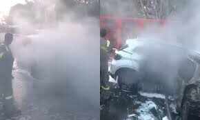 பகீர் வீடியோ... மகா கும்பமேளாவில் மீண்டும் தீவிபத்து…. தீயில் கருகிய கார்கள்!