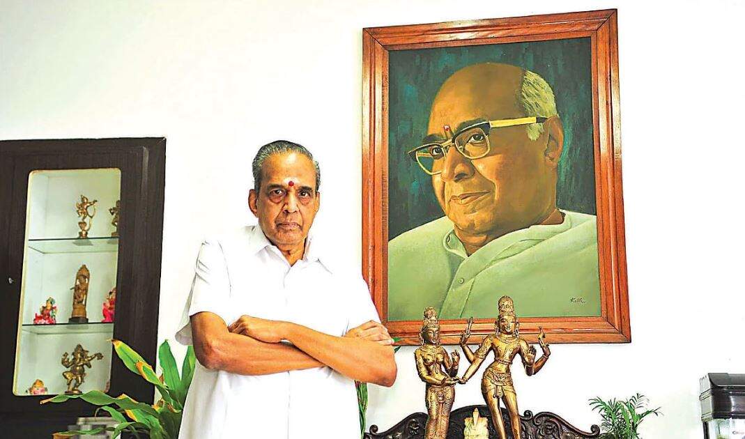 “என்னைத் தாங்கிப் பிடித்த தங்க தூண் சாய்ந்தது” ஏவிஎம் சரவணன் மறைவுக்கு வைரமுத்து இரங்கல்!