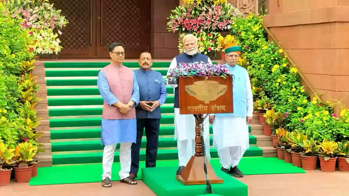 மோடி பெருமிதம்... இந்தியாவின் ராணுவ வலிமையை உலகமே வியந்து பார்த்தது !