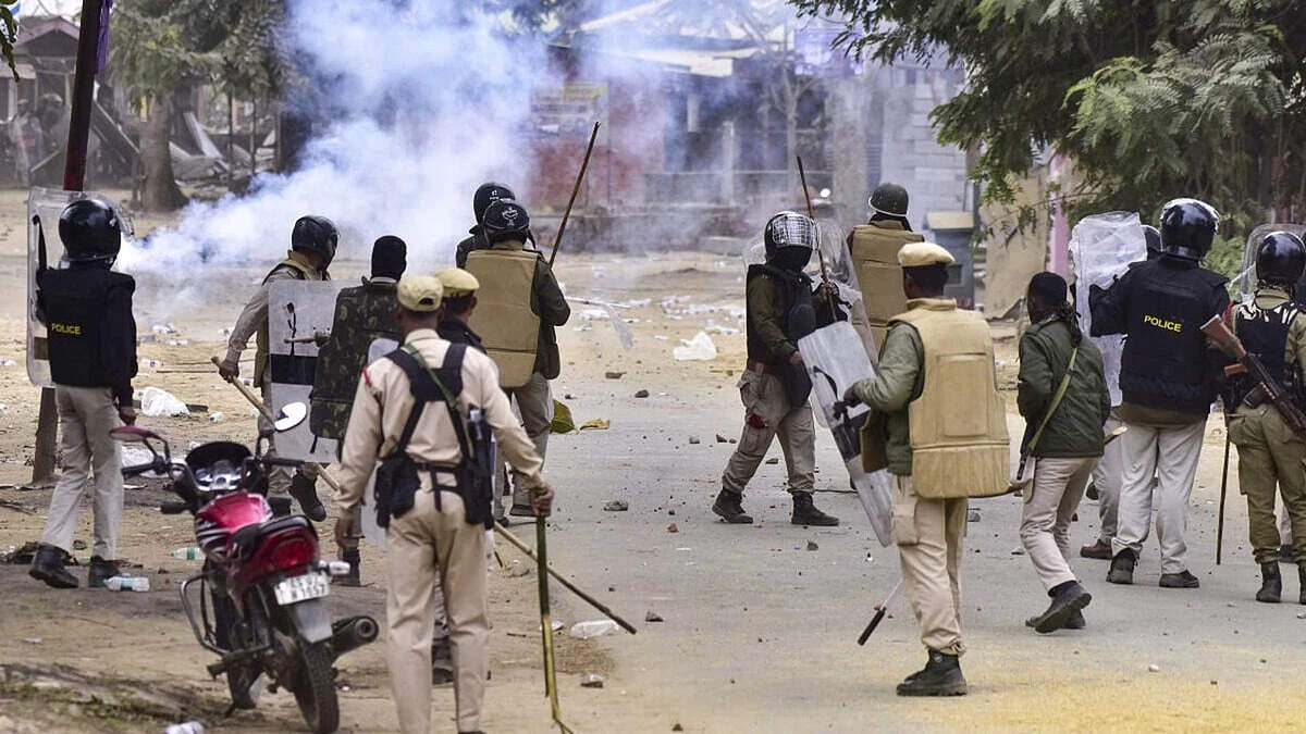 அசாமில் கர்பி ஆங்லாங் கலவரத்தில் 2 பேர் பலி!