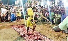 செல்லமுத்து மாரியம்மன் கோவிலில் தீமிதி திருவிழா !! திரளான பக்தர்கள் சாமி தரிசனம்!!