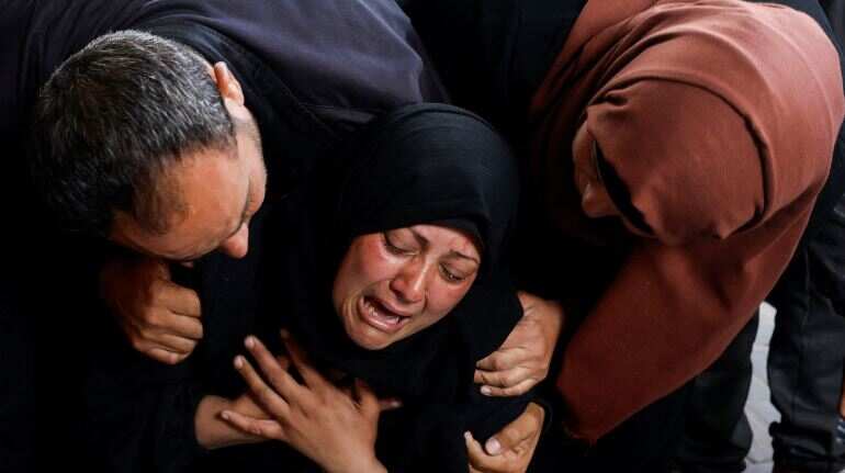 அதிர்ச்சி... காசா மீது இஸ்ரேல் குண்டு வீச்சு.. 6 குழந்தைகள் உட்பட 9பேர் பலி!