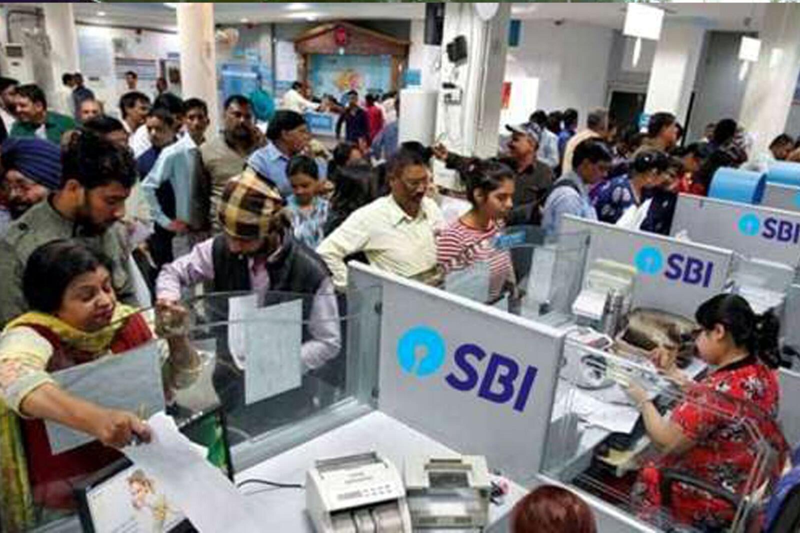 உஷார்... நாளை அமலுக்கு வருகிறது... SBI வங்கியில் இந்த சேவை நிரந்தரமாகக் கிடையாது!