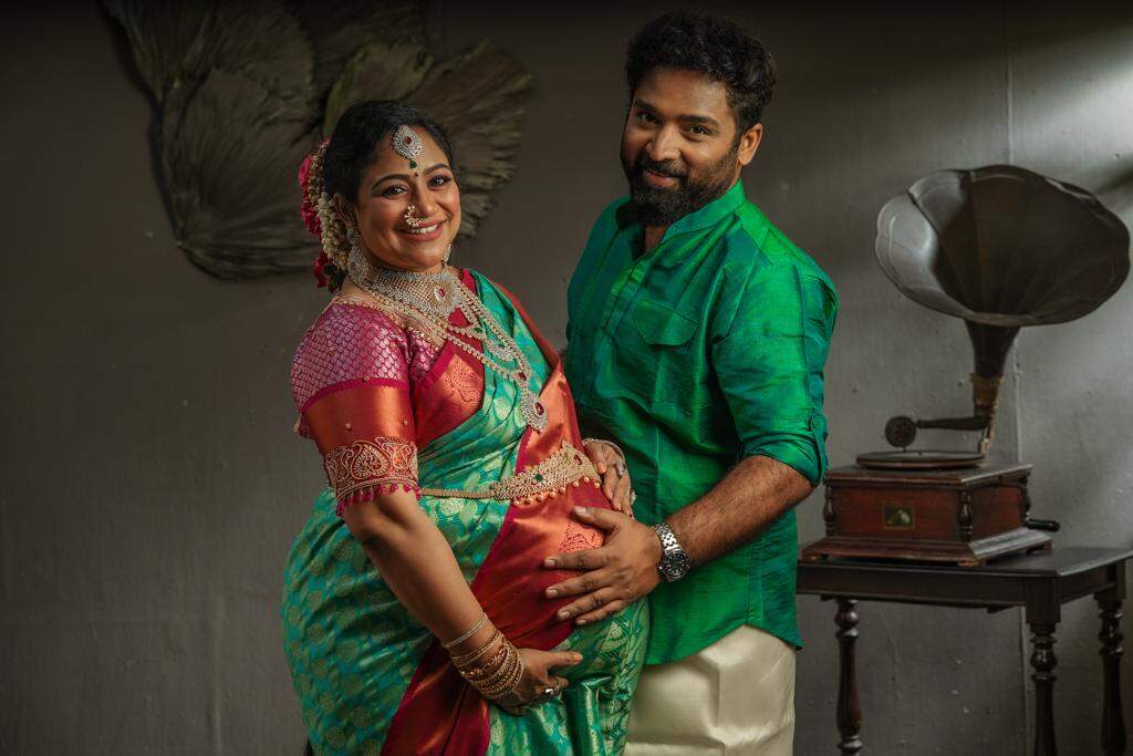 பிரபல நடன இயக்குநருக்கு ஆண்குழந்தை!! குவியும் வாழ்த்துக்கள்!!