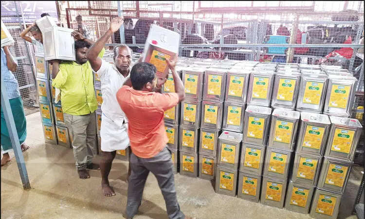 திருவண்ணாமலை கார்த்திகை தீபத் திருவிழா தொடக்கம்: 40 லட்சம் பக்தர்கள் வருகை எதிர்பார்ப்பு!