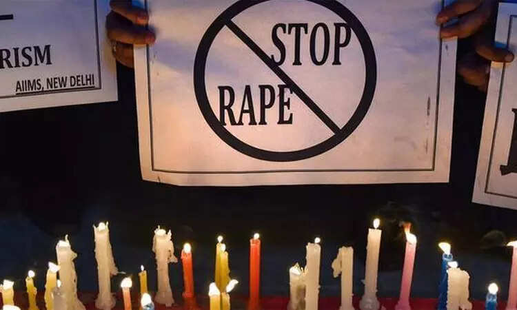 16 வயது சிறுமி கூட்டு பாலியல் வன்கொடுமை... திரிணாமுல் காங்கிரஸ் நிர்வாகி உட்பட இருவர் கைது!