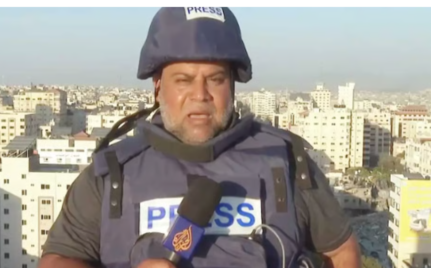 குண்டுவீச்சில் குடும்பத்தையே பலி கொடுத்து அடுத்த நாளே பணிக்கு திரும்பிய செய்தியாளர்!!