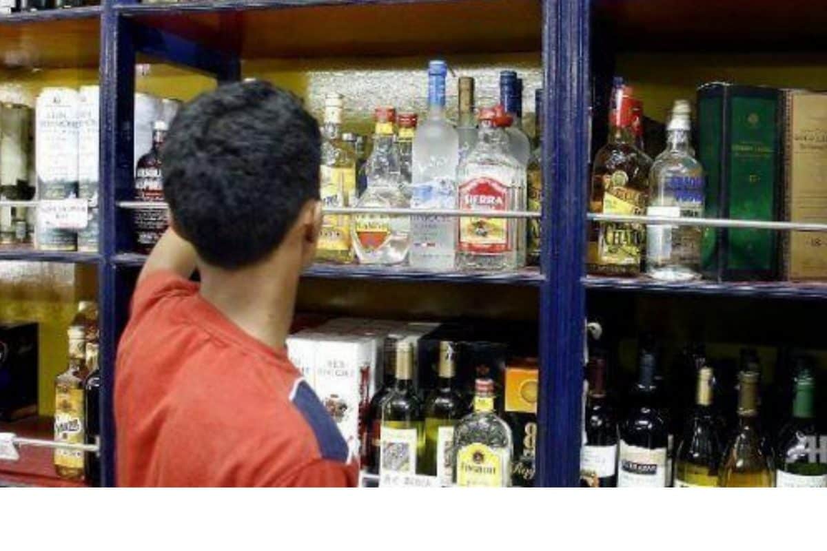 கெத்து காட்டிய சேட்டன்கள்... கேரளாவில் ஓணம் விடுமுறைக்கு ரூ.826க்கு மது விற்பனையில் சாதனை!