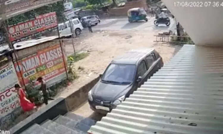 இளம்பெண் துப்பாக்கியால் சுட்டுக்கொலை!! பட்டப்பகலில் பயங்கரம்!!!