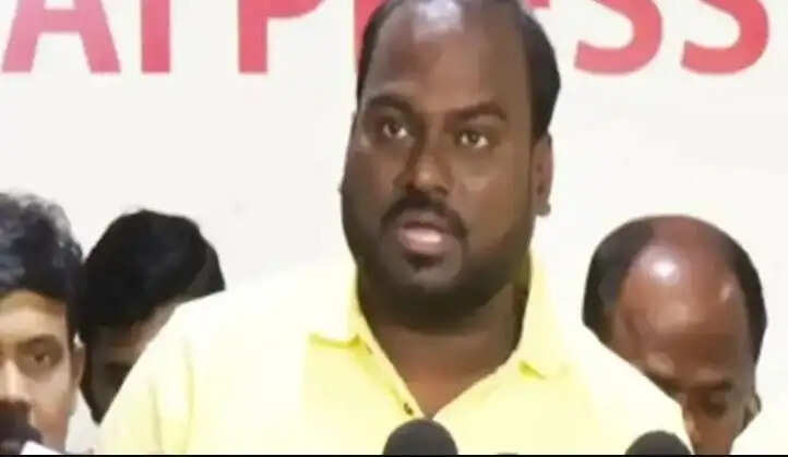 தவெக எம்எல்ஏவிடம் பேரம் பேசிய விவகாரம் - பிரபல யூடியூபர் கைது!