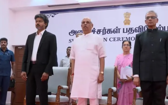 பதவியேற்பு விழாவில் சர்ச்சை... மீண்டும் 'தமிழ்த்தாய் வாழ்த்து' அவமதிப்பு - எதிர்க்கட்சிகள் கொந்தளிப்பு!