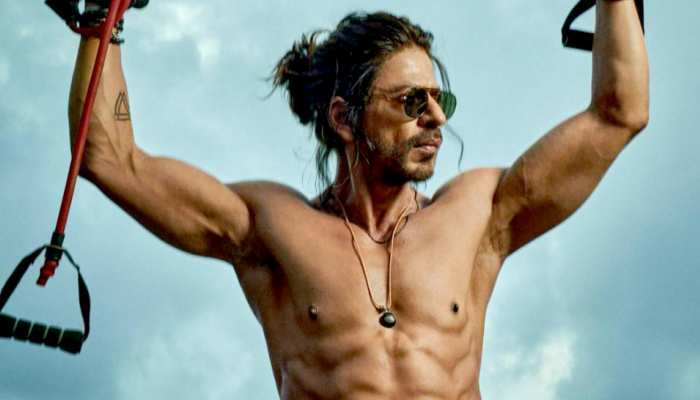 ‘பதான்’ டீசர் வெளியானது! களை கட்டியது ஷாருக்கான் பிறந்தநாள் ஸ்பெஷல்!