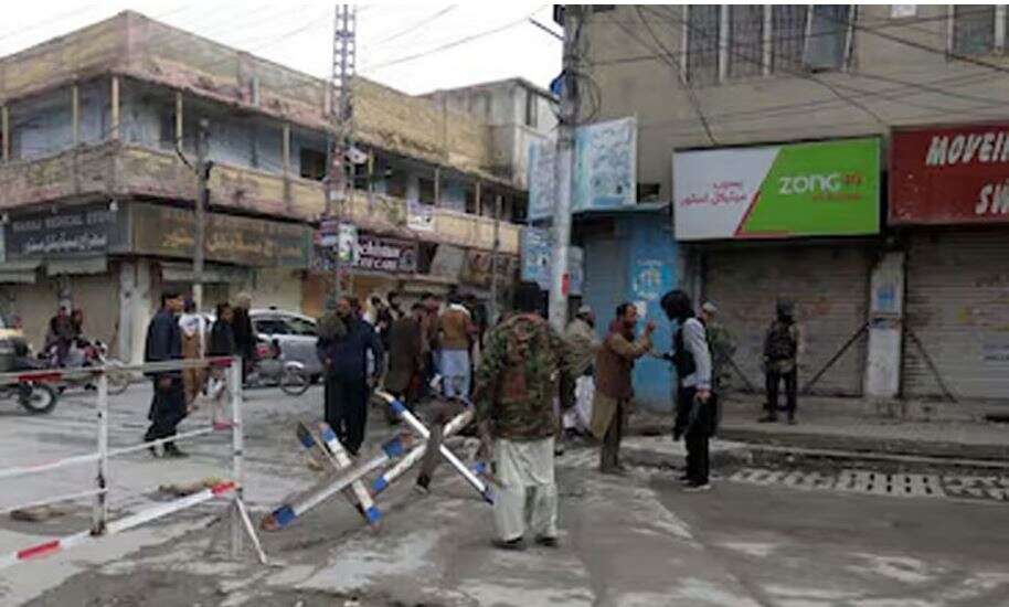 பாகிஸ்தானில் அதிரடி வேட்டை... 145 பயங்கரவாதிகள் சுட்டுக்கொலை!