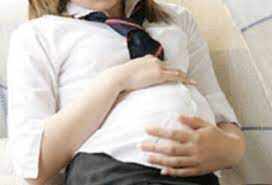 10ம் வகுப்பு மாணவிக்கு ஆண்குழந்தை!! அதிர்ச்சி பிண்ணனி!!