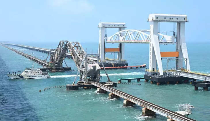 ராமேஸ்வரம் பாம்பன் ரயில் பாலம்