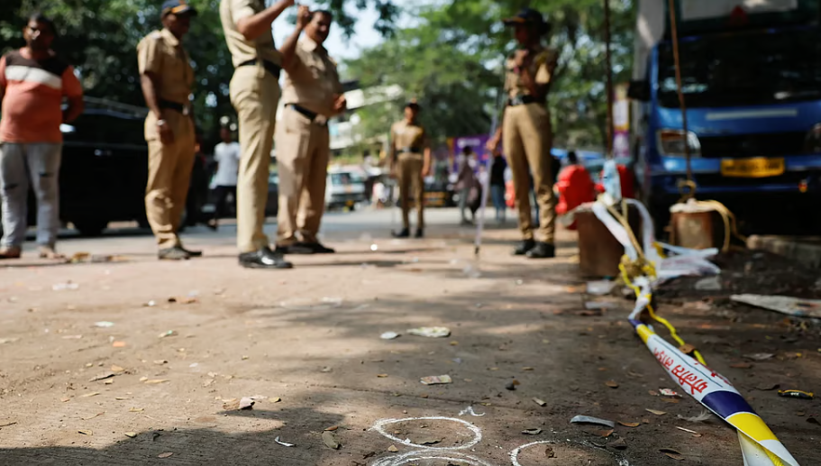 முன்பகையின் உச்சம்... நடுரோட்டில் சிறுவர் குத்திக்கொலை... பெரும் பரபரப்பு!