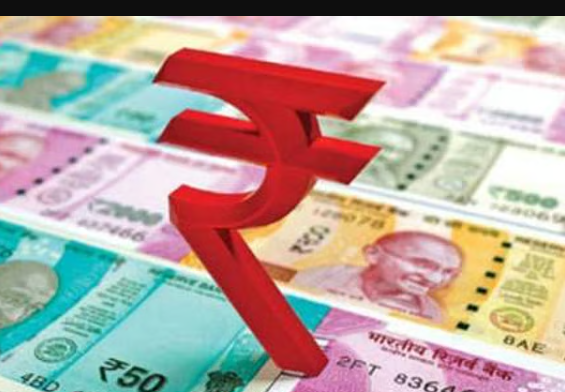 டாலருக்கு எதிராக ரூபாய் மேலும் சரிவு... 92.37 ஆக வீழ்ச்சி!