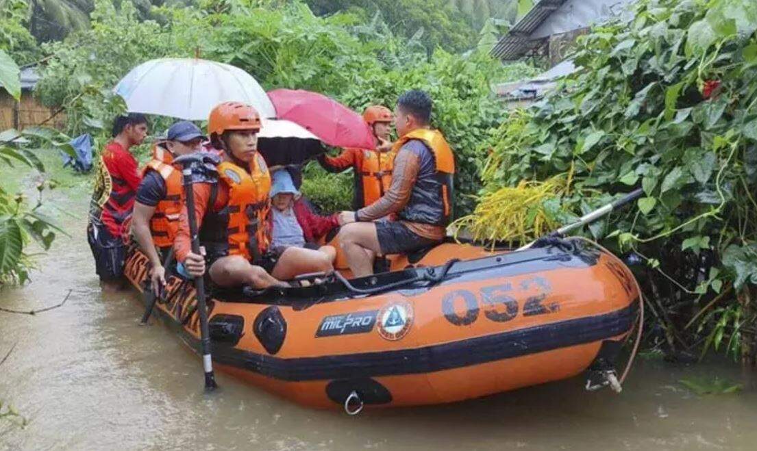பேரிடர் சோகம்.. இந்தோனேசியாவில் பலி எண்ணிக்கை 303 ஆக உயர்வு - 100க்கும் மேற்பட்டோர் மாயம்!
