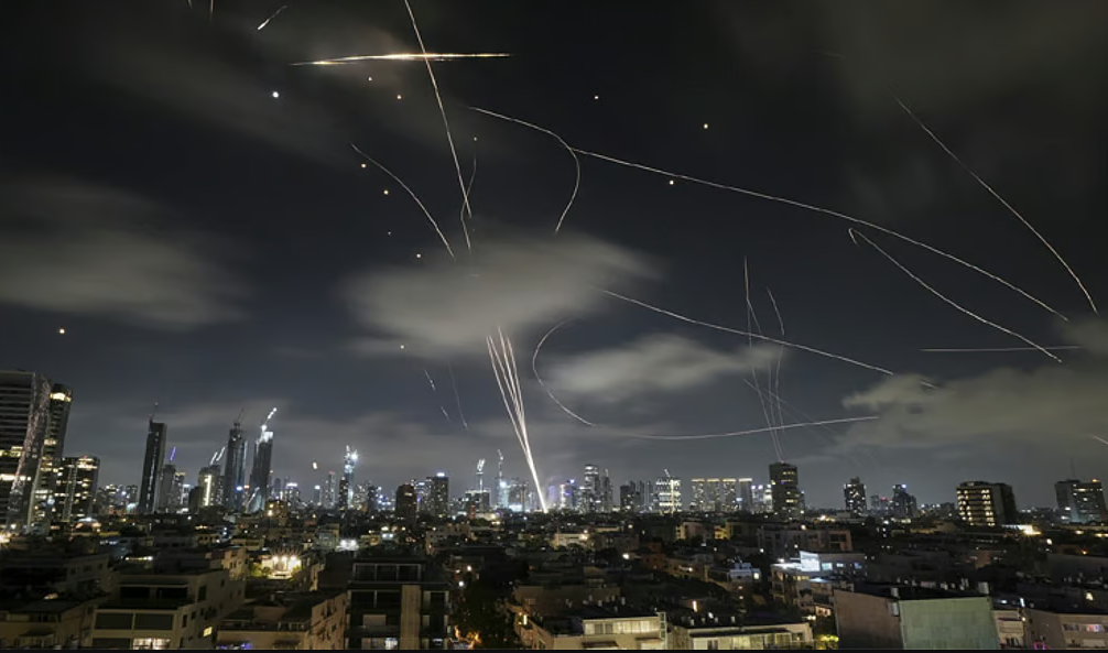 அமெரிக்க - இஸ்ரேல் தாக்குதலில் 3,375 பேர் பலி: ஈரான் அரசு அதிர்ச்சித் தகவல்!