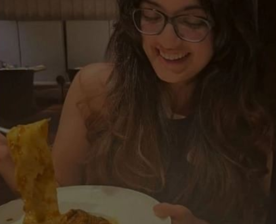 அஜீத் மகள் டேட்டிங்? வைரலாகும் இன்ஸ்டா...