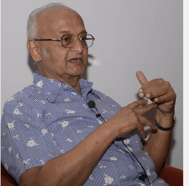 உடல் நலக்குறைவால் பிரபல எழுத்தாளர் ராண்டார் கை காலமானார்!