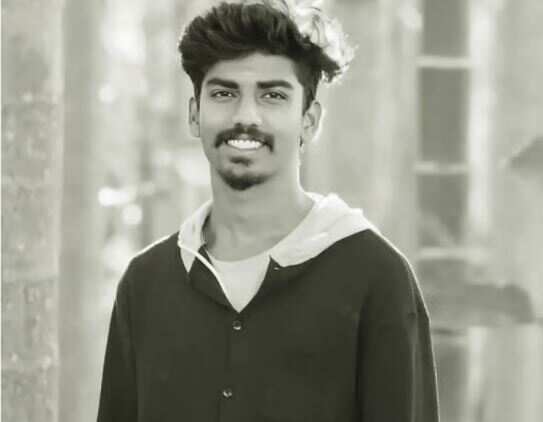 சேலத்தில் அனுமதியின்றி நடந்த ஜல்லிக்கட்டு... 2 பேர் பலி; 50-க்கும் மேற்பட்டோர் காயம்!